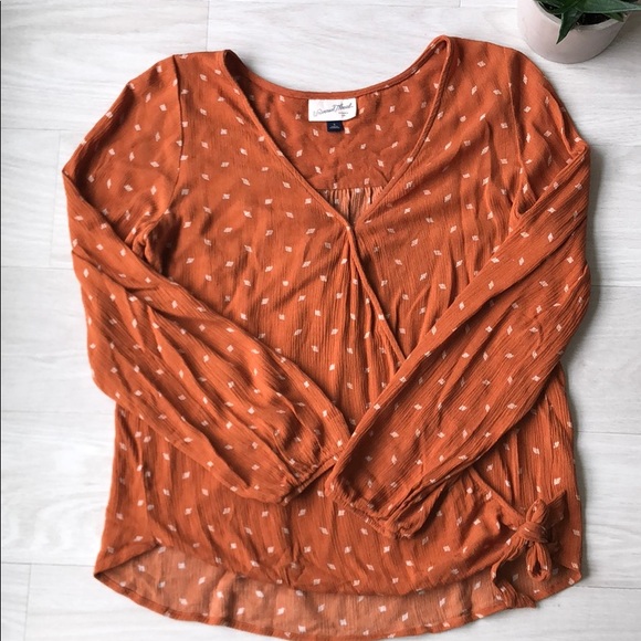 Universal Thread side tie top - Picture 5 of 8